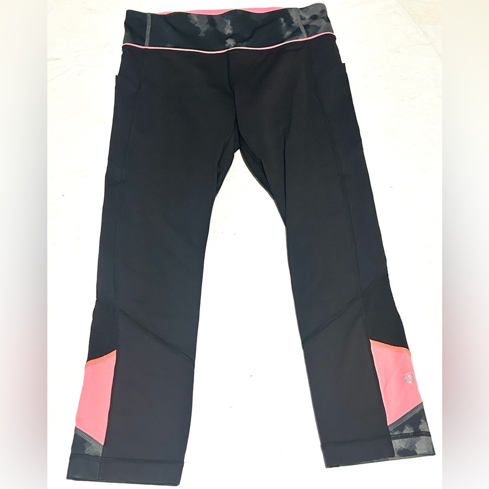 Lululemon Pace Rival Crop *22" Black / Blooming Pixie Slate Black Sz 6